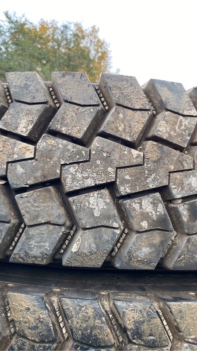 Продам б/у автошины 315/80/22.5