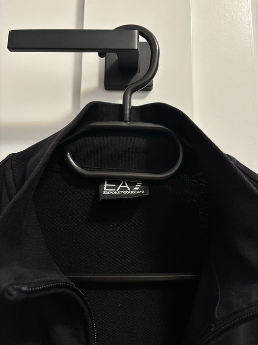 Vand Trening Emporio Armani EA7 / Marimea M și L