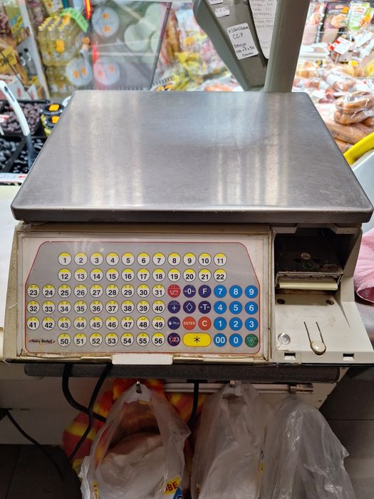 Етикираща везна Averi berkel lx202