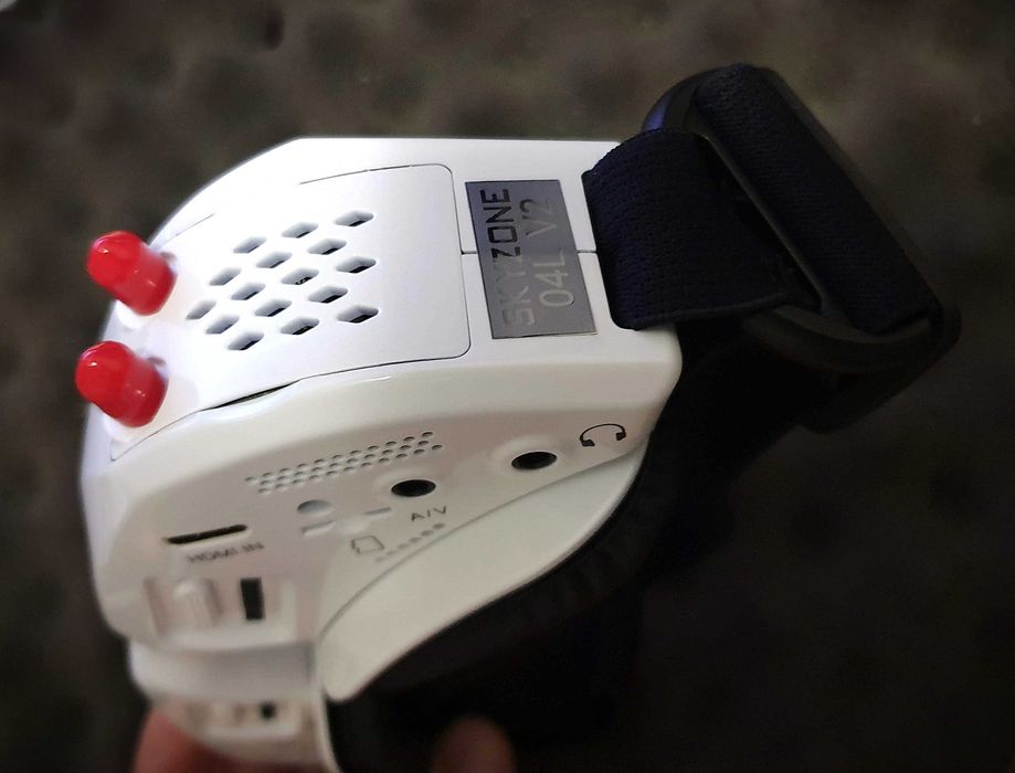 FPV очила от серия SKYZONE SKY04L