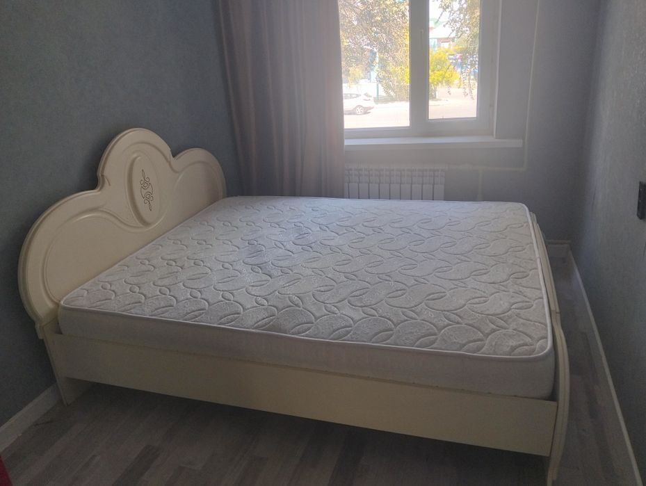 Двухместный кровать