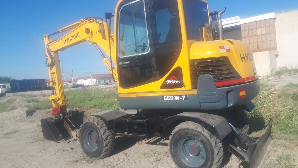 мини экскаватор хундай 555 w сотилади