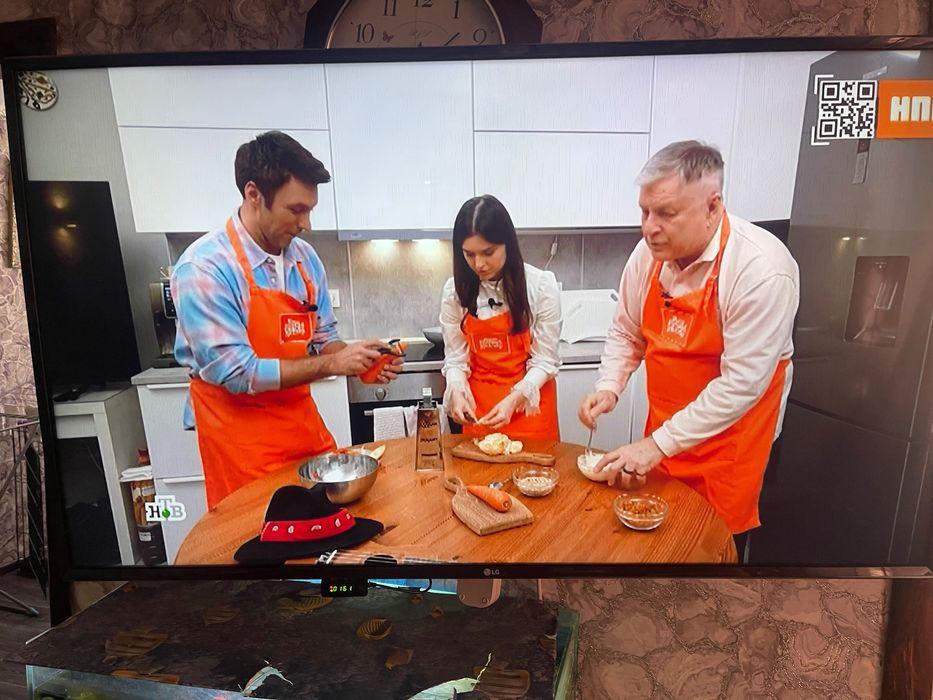 Продам телевизор