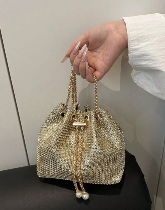 Чанти, подходящи за бал/сватба и др.