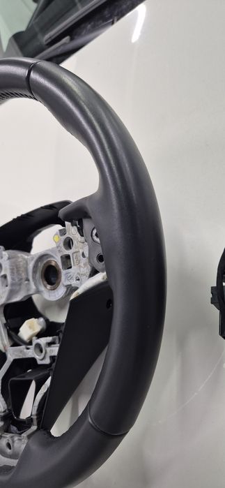 Руль с подогревом Toyota 2020+