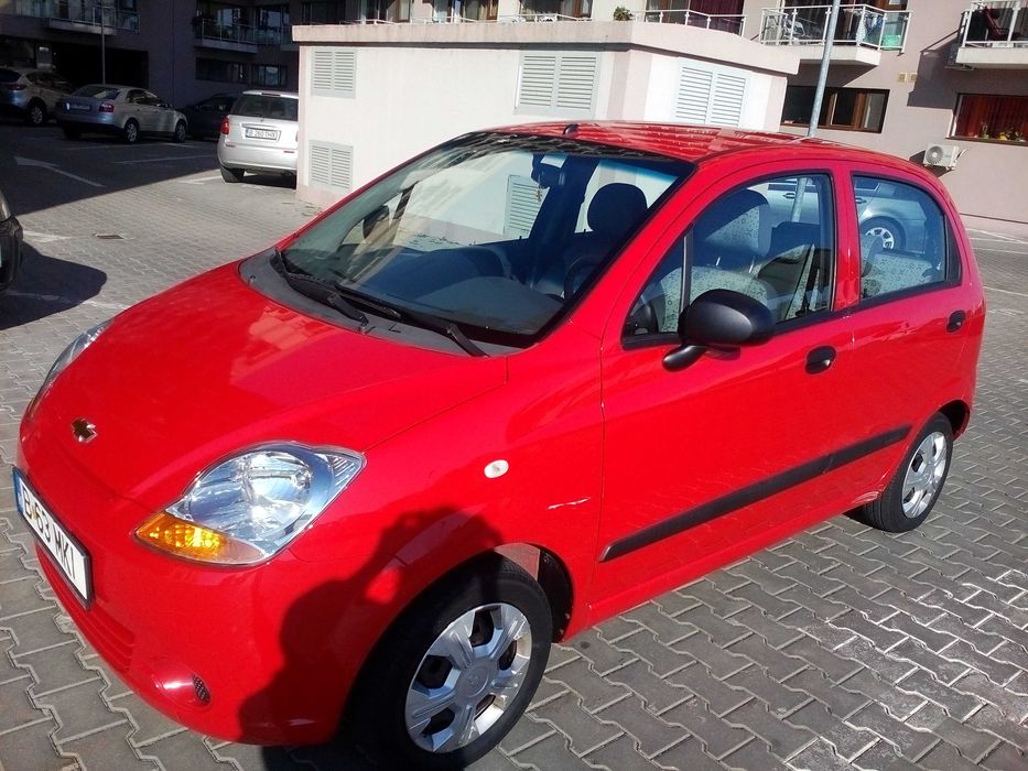 Vând Chevrolet Spark