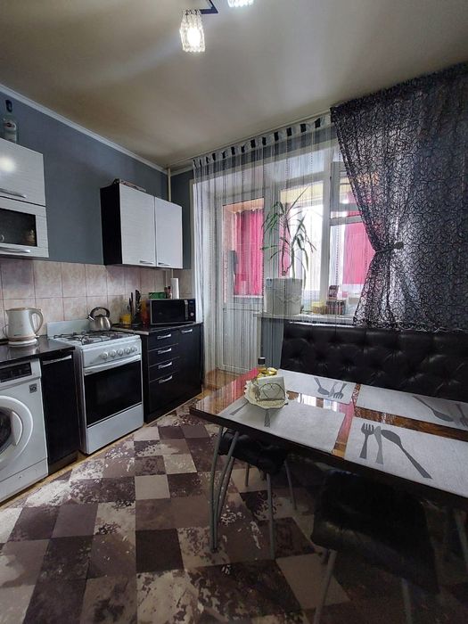 Продам 1ком квартиру с ремонтом,район Береке