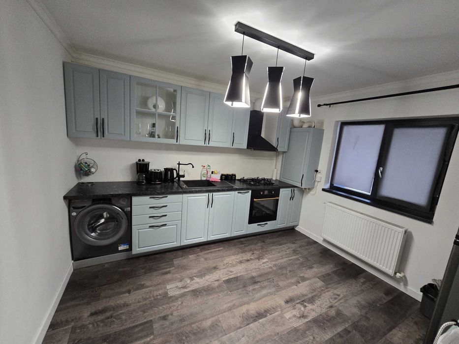 Persoana fizica inchiriez ap 3 si ap 2 camere