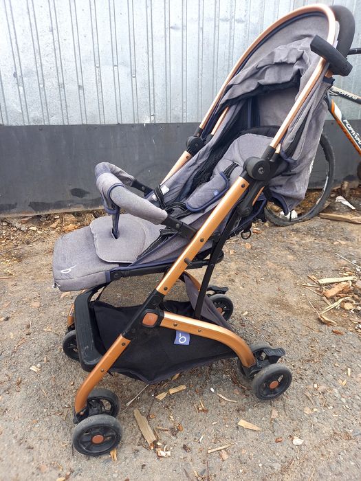 Продам коляску в хорошем состоянии