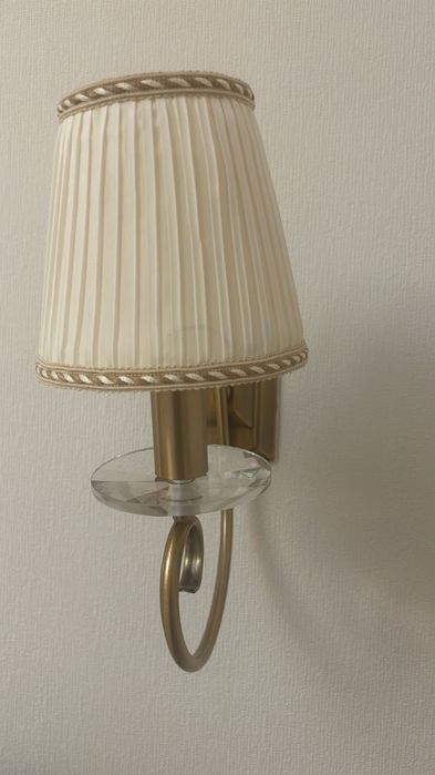 Продам Люстру и 2 бра