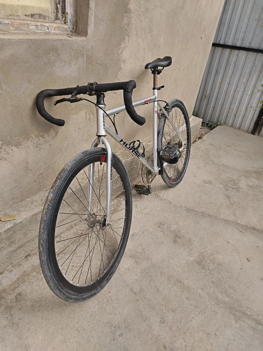 Гоночный велосипед