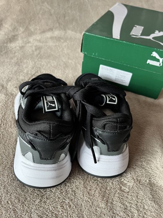 Нови оригинални маратонки Puma