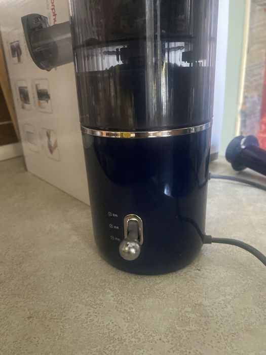 Соковыжималка Morphy Richards