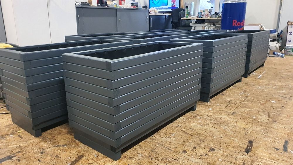 Jardiniere si ghivece (pret redus) pt terase si gradini - lemn masiv