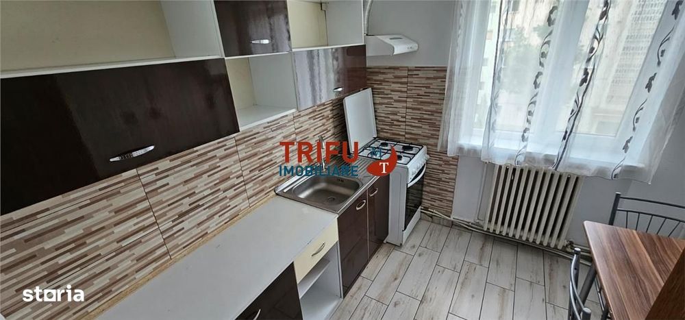 Apartament 2 camere etaj 3 Zona Cetate
