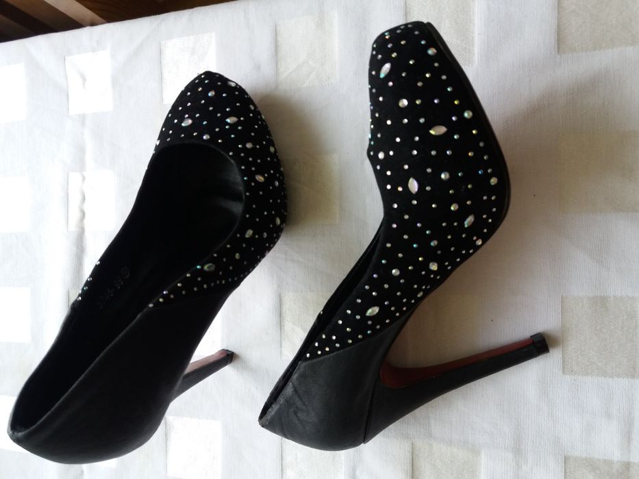 Официални обувки