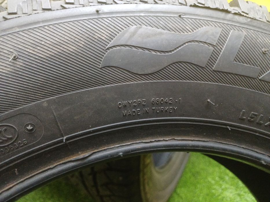 Шины 185/65 R15 Lassa комплект.