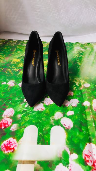 Элегантные туфли - лодочки