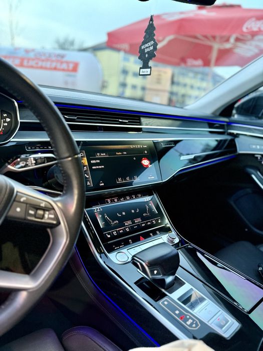 Vând Audi A8 LONG mașină personală