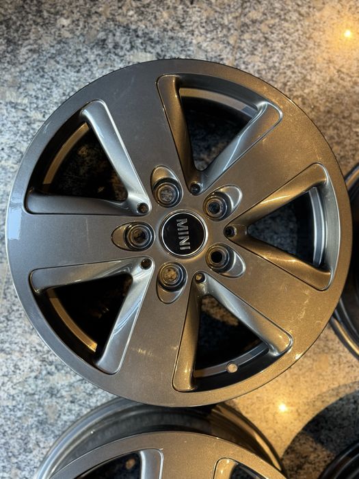 Jante originale MINI Revolite Spoke 517 – 16” Spectre Grey Metallic