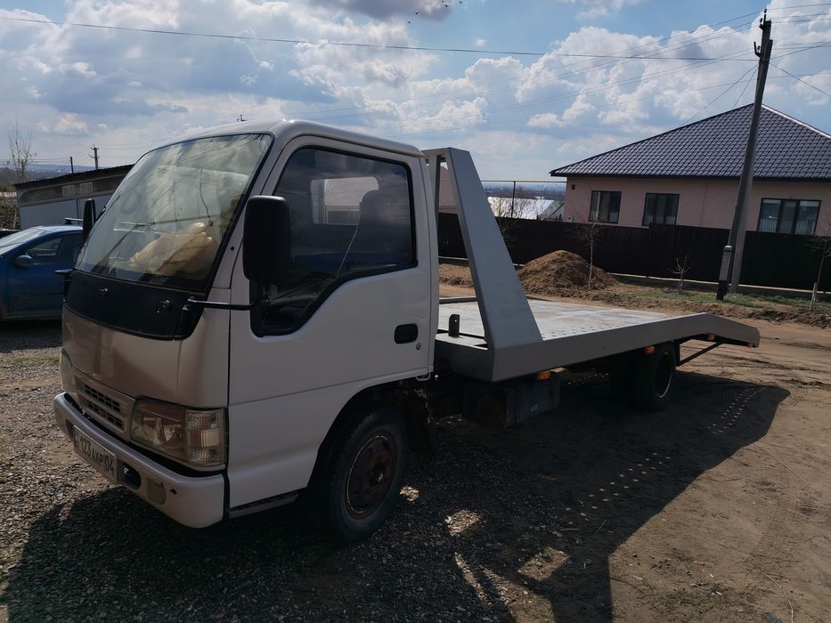 Эвакуатор продам