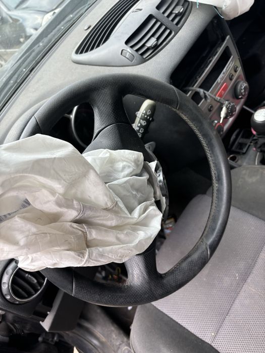 Алфа ромео 147 1.9JTD за части.