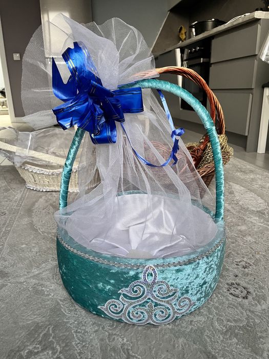 Корзинки плетеные, для тойбастара, подарочные