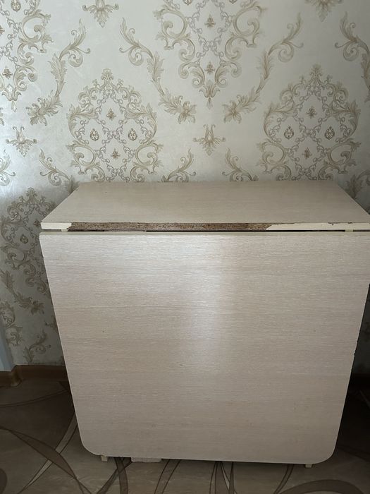 Продам стол тумбу