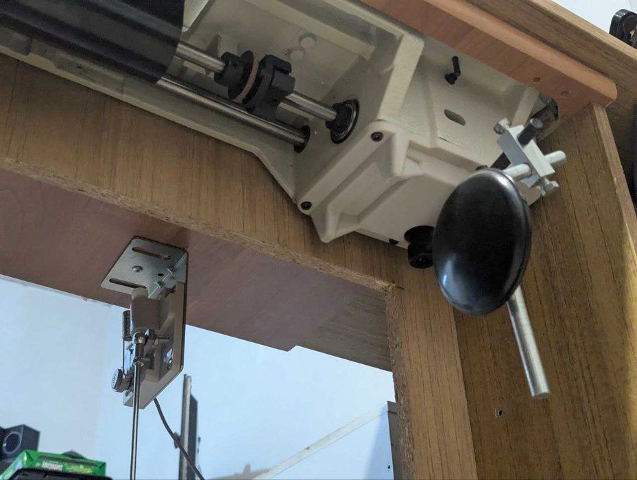 Колонковая швейная машина +сервопривод