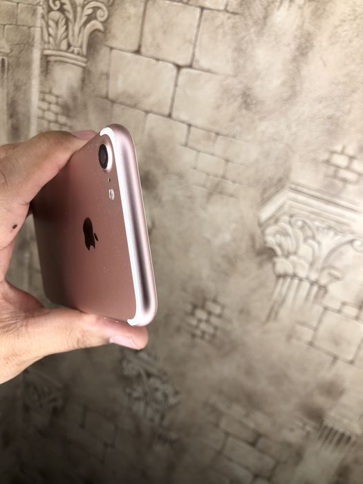 Iphone 7 rose gold 128 gb ideal