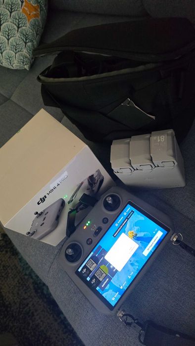 Drona DJI 4K Pro