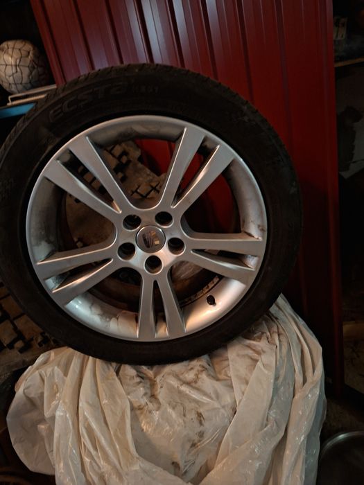 Vând sau schimb set jante+anvelope vară 215/45 R16–seat ibiza ,vw Polo
