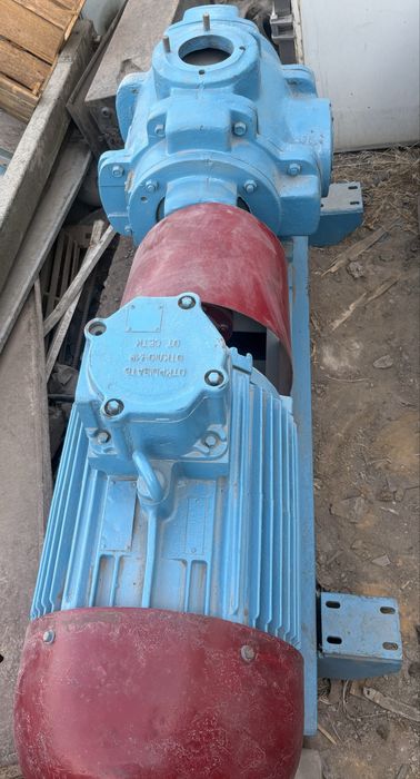 Продается вакуумный насос