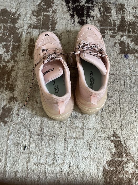 Vand balenciaga triple s roz