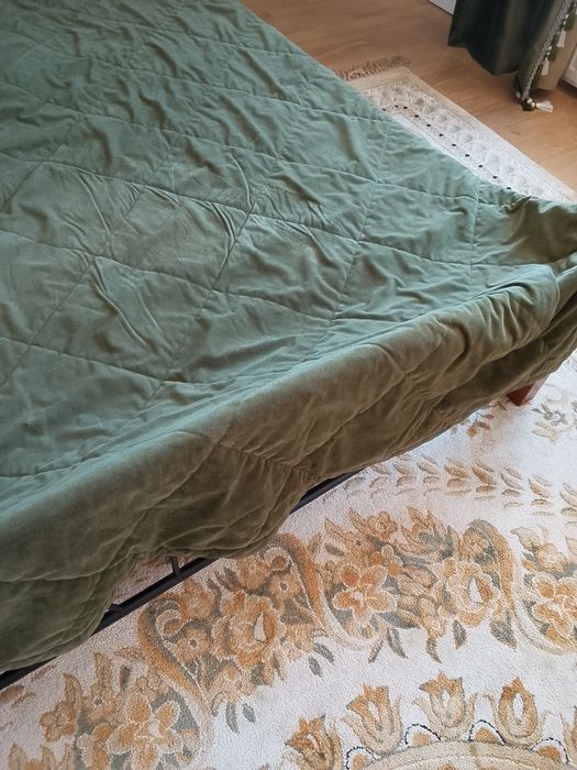 Шторы и покрывало