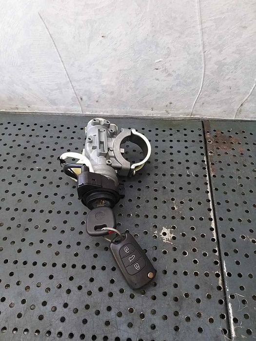 Contact auto cu cheie kia soul