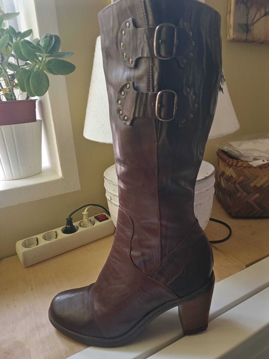 Дамски ботуши естествена кожа номер 39 кафяви