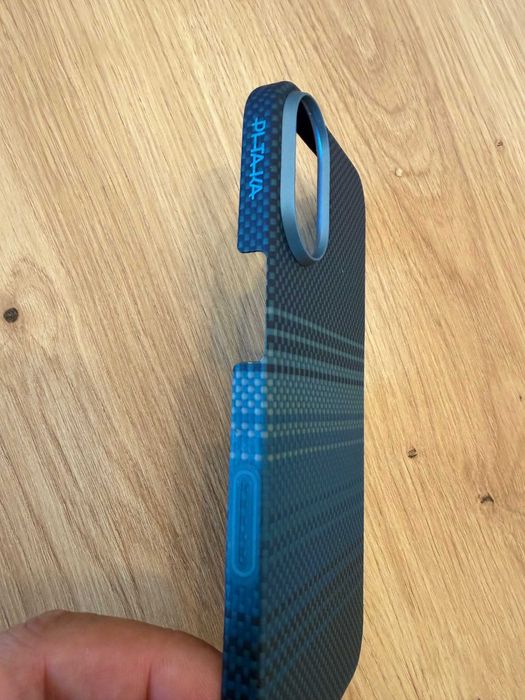 Оригинален калъф Pitaka за iPhone 17