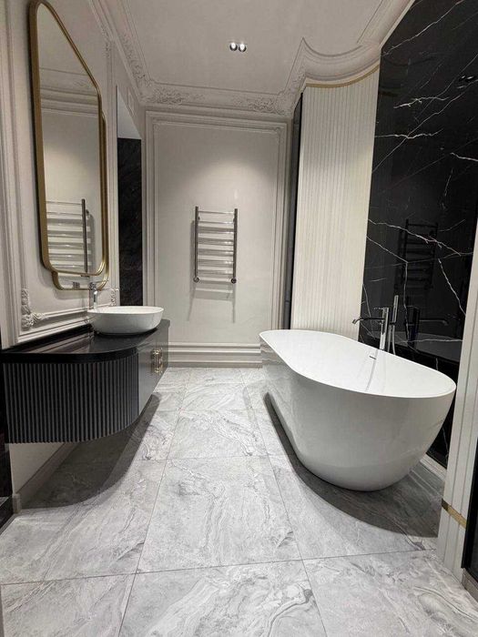 4-комн. в "Банковском доме", 180 м², центр, полностью укомплектована `