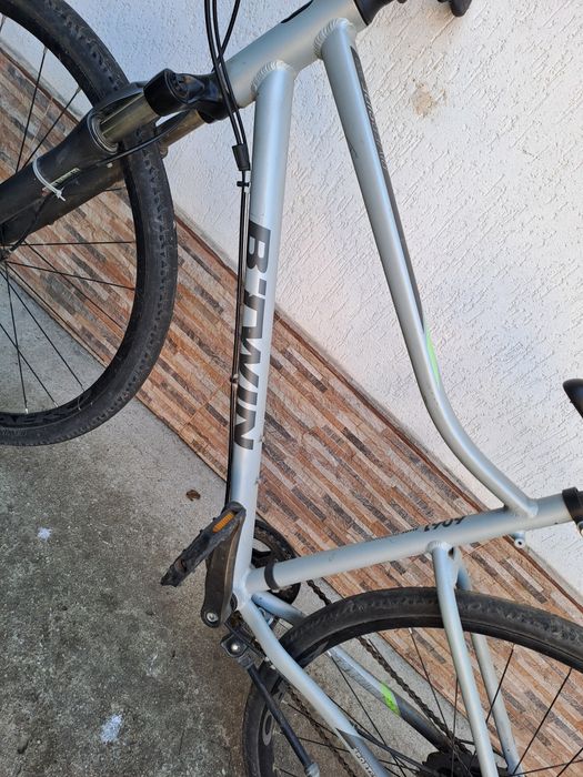 Vând bicicletă riverside 900