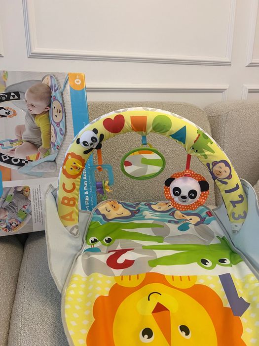 saltea activitati bebelusi Fisher Price