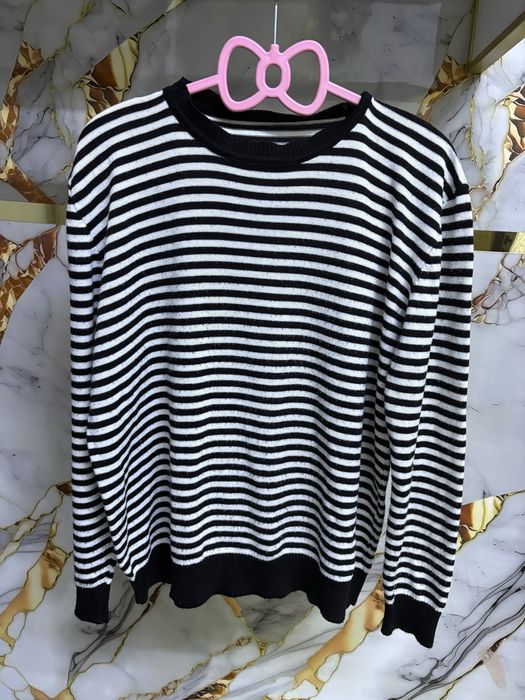 Свитер в полоску до хо