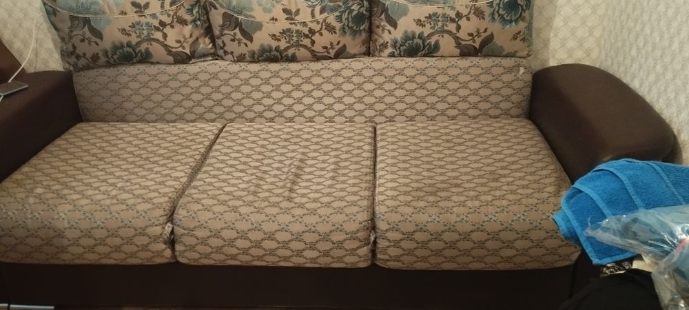 Продам диван б/у