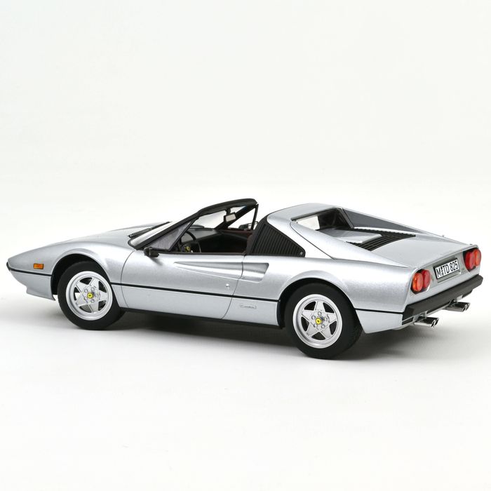 *Precomanda Macheta auto Ferrari 308 GTS, Silver, 1982 1:18 Norev