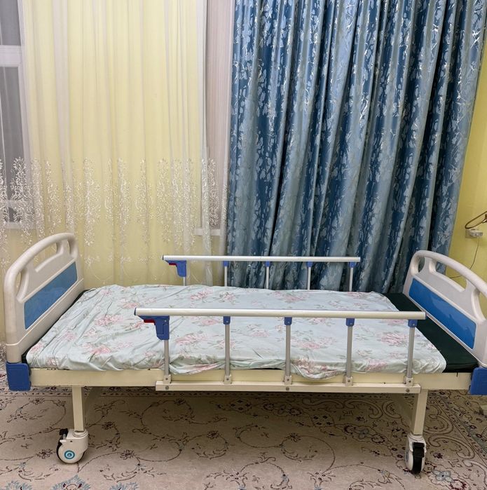 Медицинский кровать