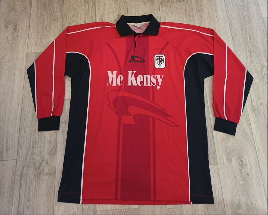 Стари немски футболни фланелки