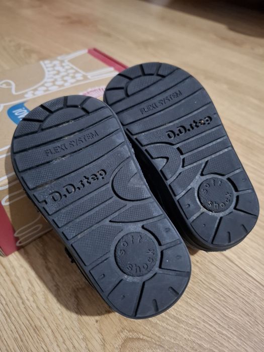 Ghete piele primavara-toamna marime 22 negre fete D.D.step