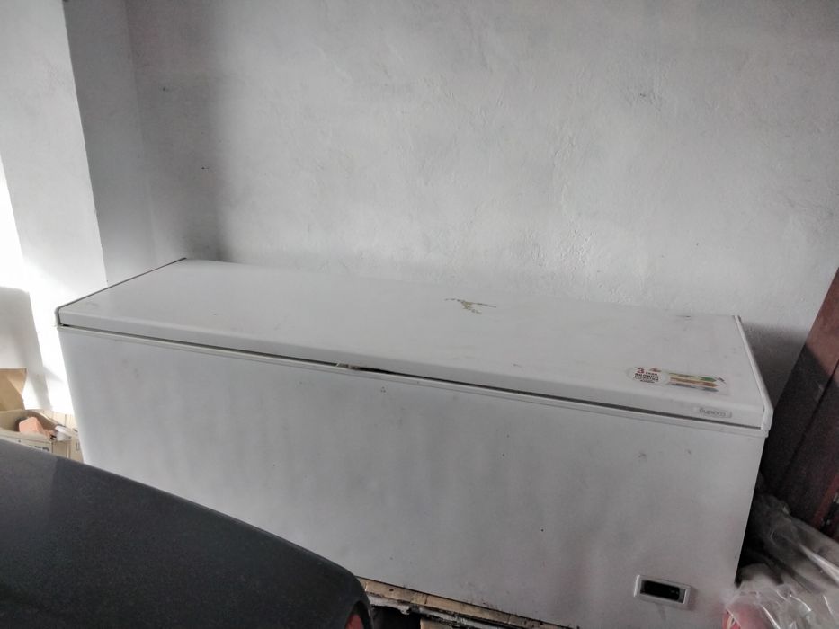 Продам морозильную камеру (бирюса)