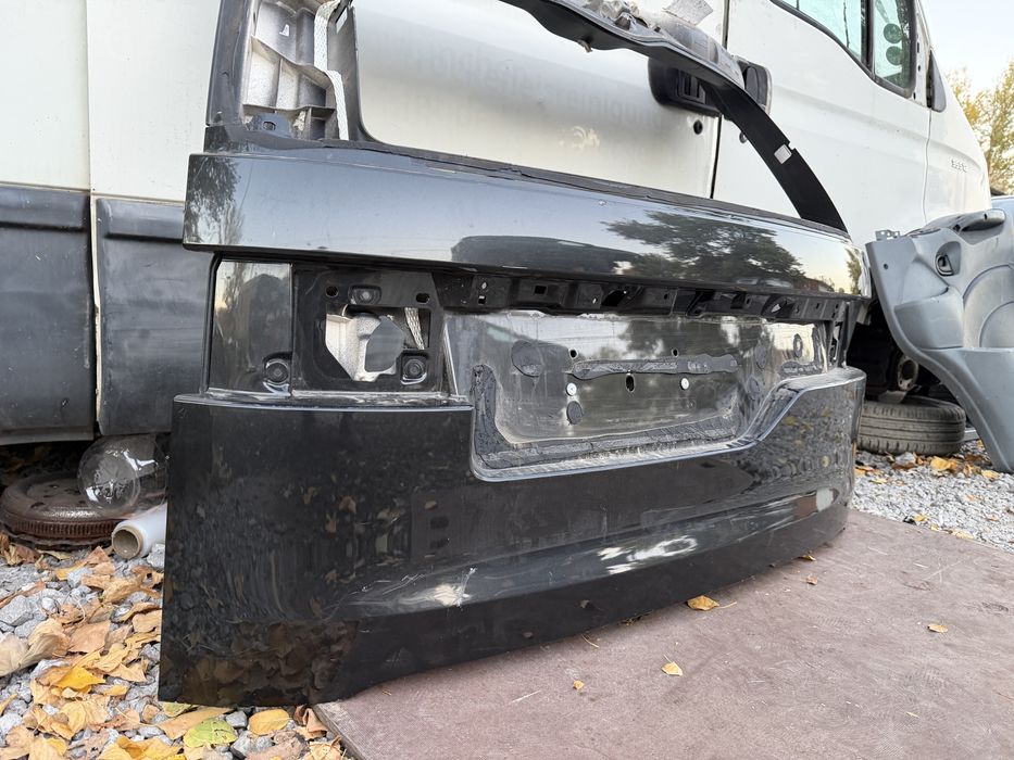 Капак Range Rover Discovery 5 L462 2020 год.-