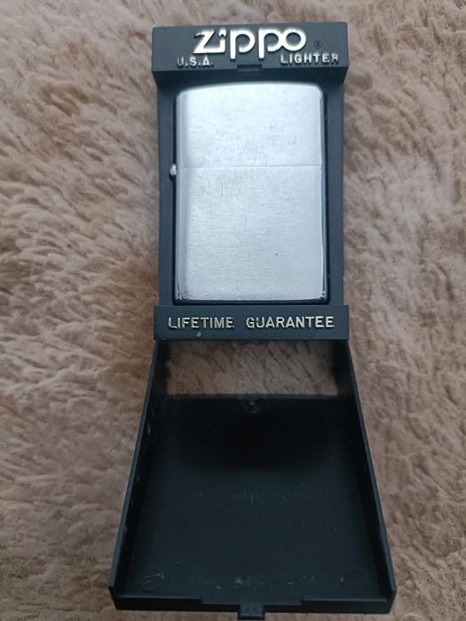 Bricheta Zippo originala-VANDUTA
